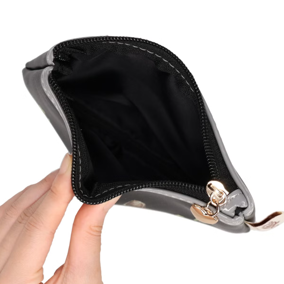 Macmillan Alice Cheshire Cat Flat Pouch Black