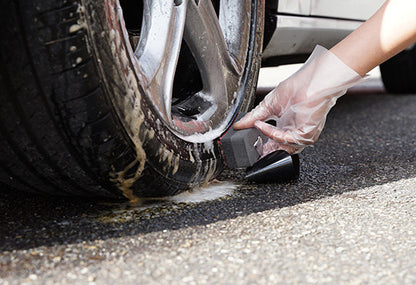 Soft99 Digloss Kamitore Tire Brush