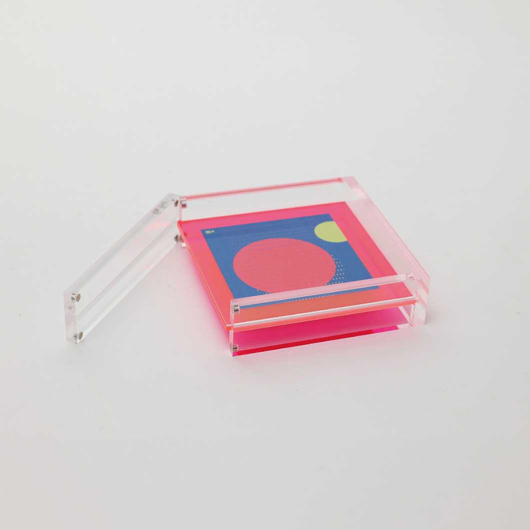 Floating Acrylic Picture Frame