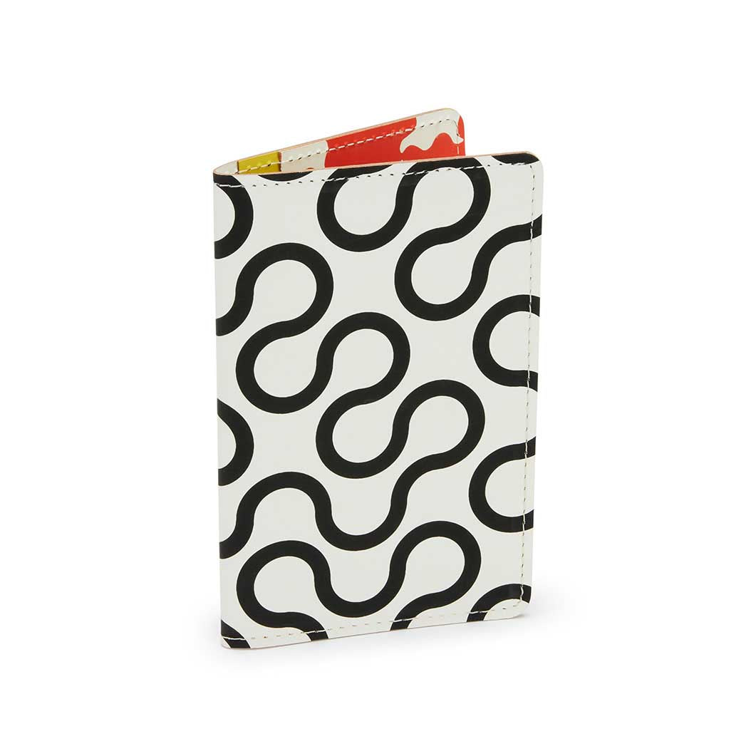 Dusen Dusen Recycled Leather Passport Case Arc
