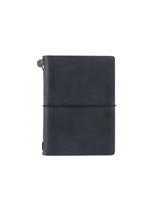 Traveler’s Notebook Passport Size Black Leather Starter Kit