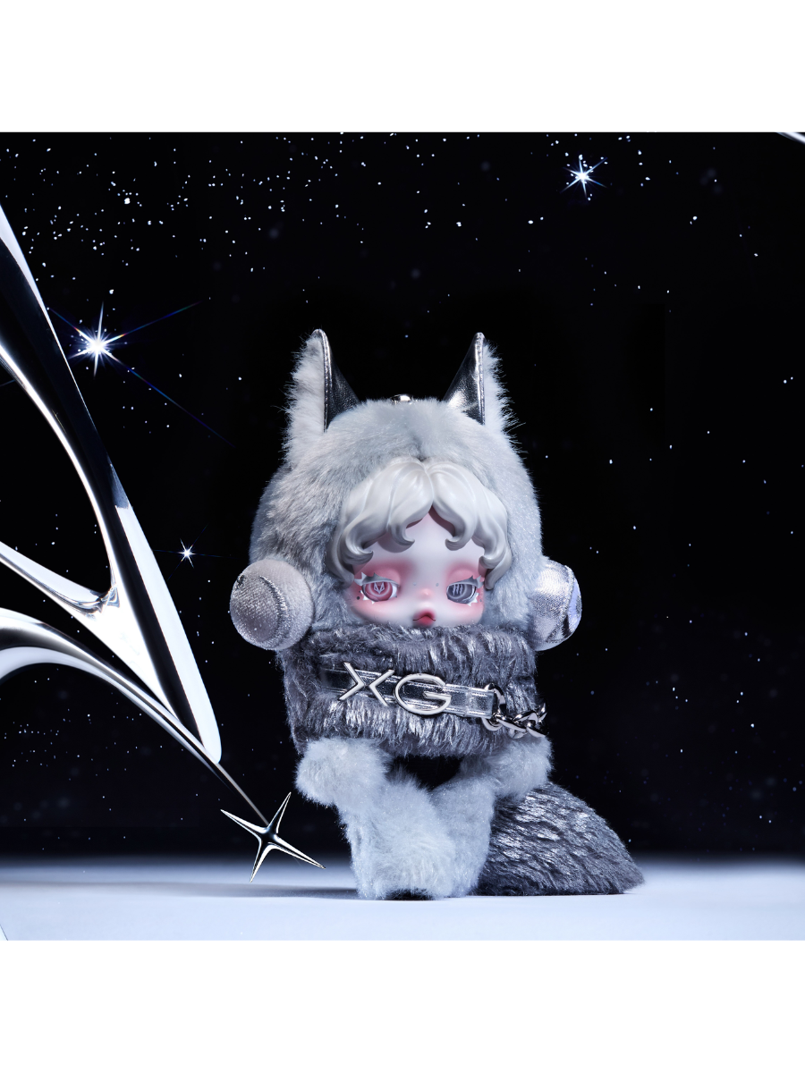POP MART Silver Plush Doll Pendant – SKULLPANDA x XG Japan Exclusive