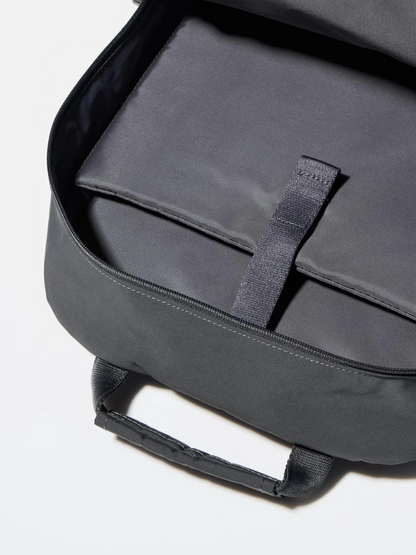 Uniqlo 481146 Functional Backpack 23L Polyester