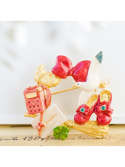 Donguri Closet Kiki’s Delivery Service Corico Brooch
