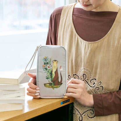 Hobonichi Techo 2026 Small Drawer Pouch – Toshiyuki Fukuda Delivering Flowers