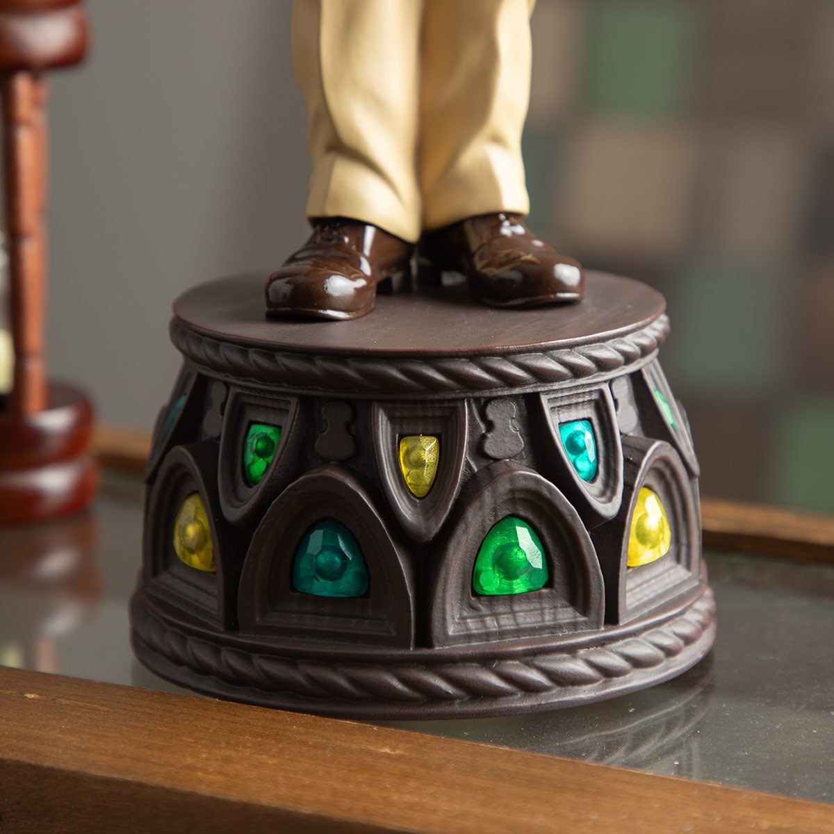 Whisper of the Heart Baron Music Box – Country Roads Melody Figure