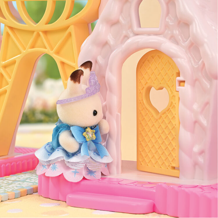 Sylvanian Families Dreamy Castle Amusement Park