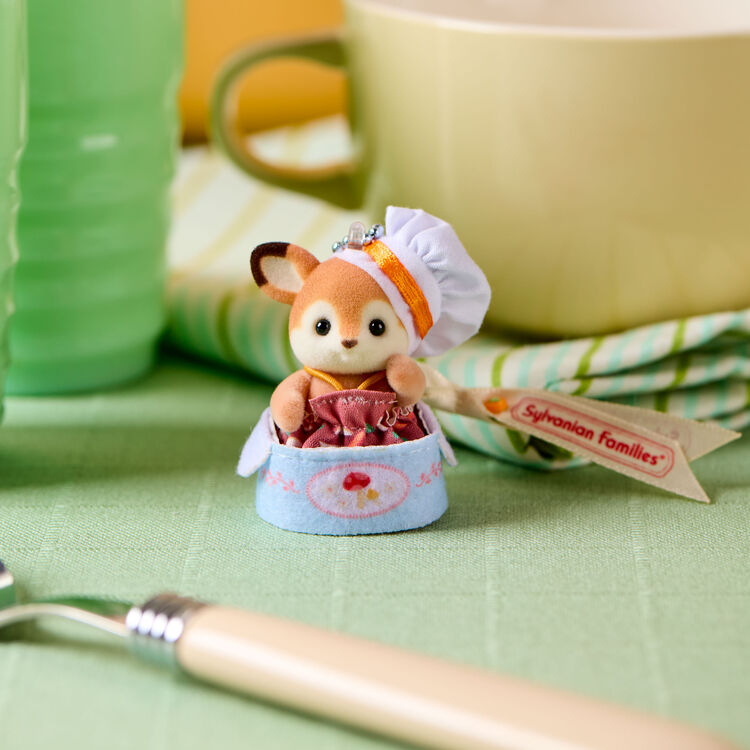 Sylvanian Families Deer Baby Soup Pot Costume Keychain