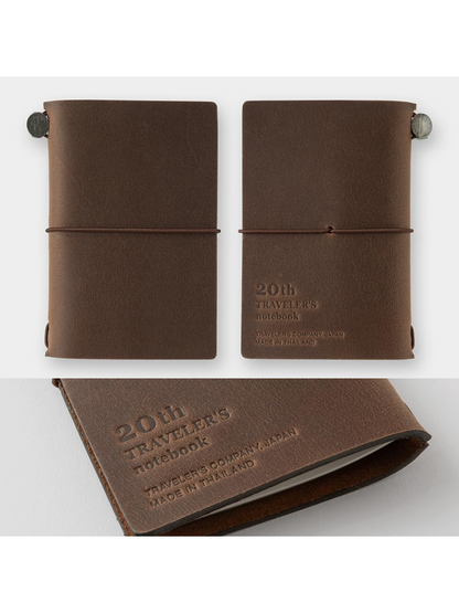 TRAVELER’S Notebook 20th Anniversary Card Size Set (Brown) 15412006