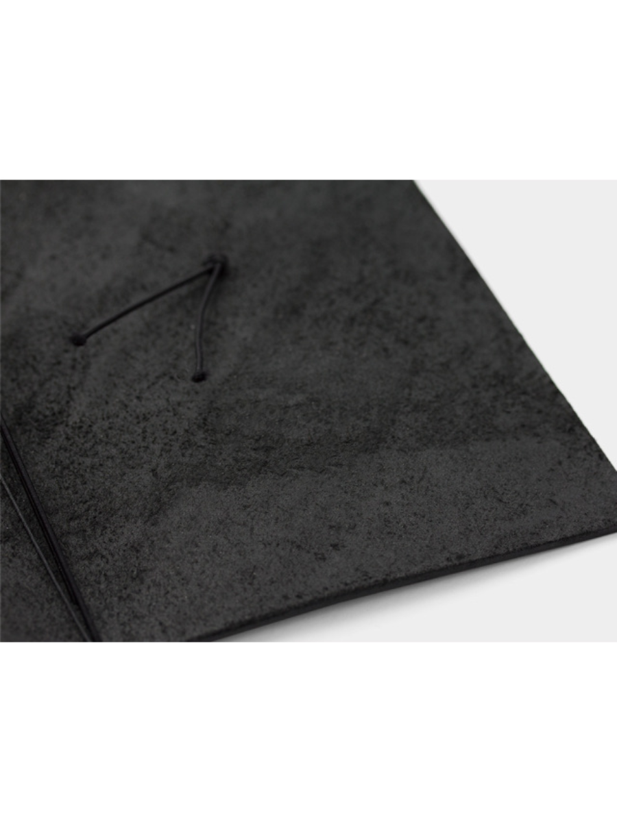 Traveler’s Notebook Regular Size Starter Kit Black