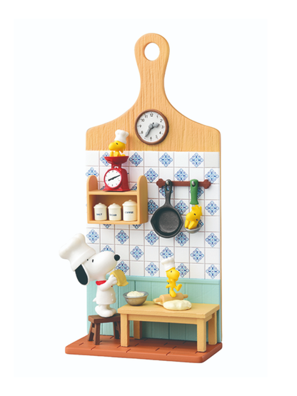 Snoopy Miniature Board Figure Set – Peanuts Collectible Display Boards, 6pcs Box