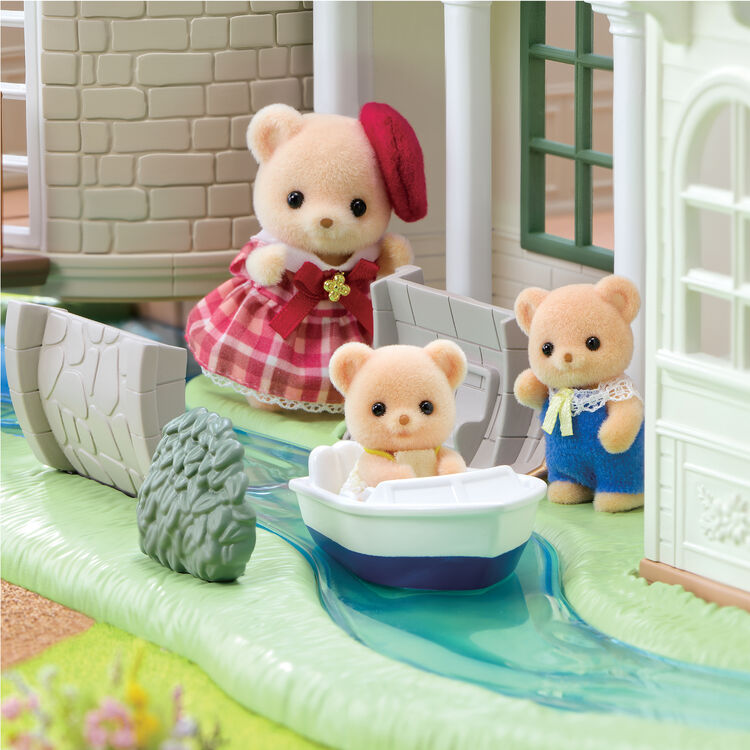 Sylvanian Families Shimmering Waters Red Roof House 2025