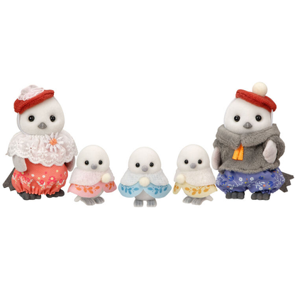 Sylvanian Families Long Tailed Tit Family 5 Piece Fluffy Bird Figure Set