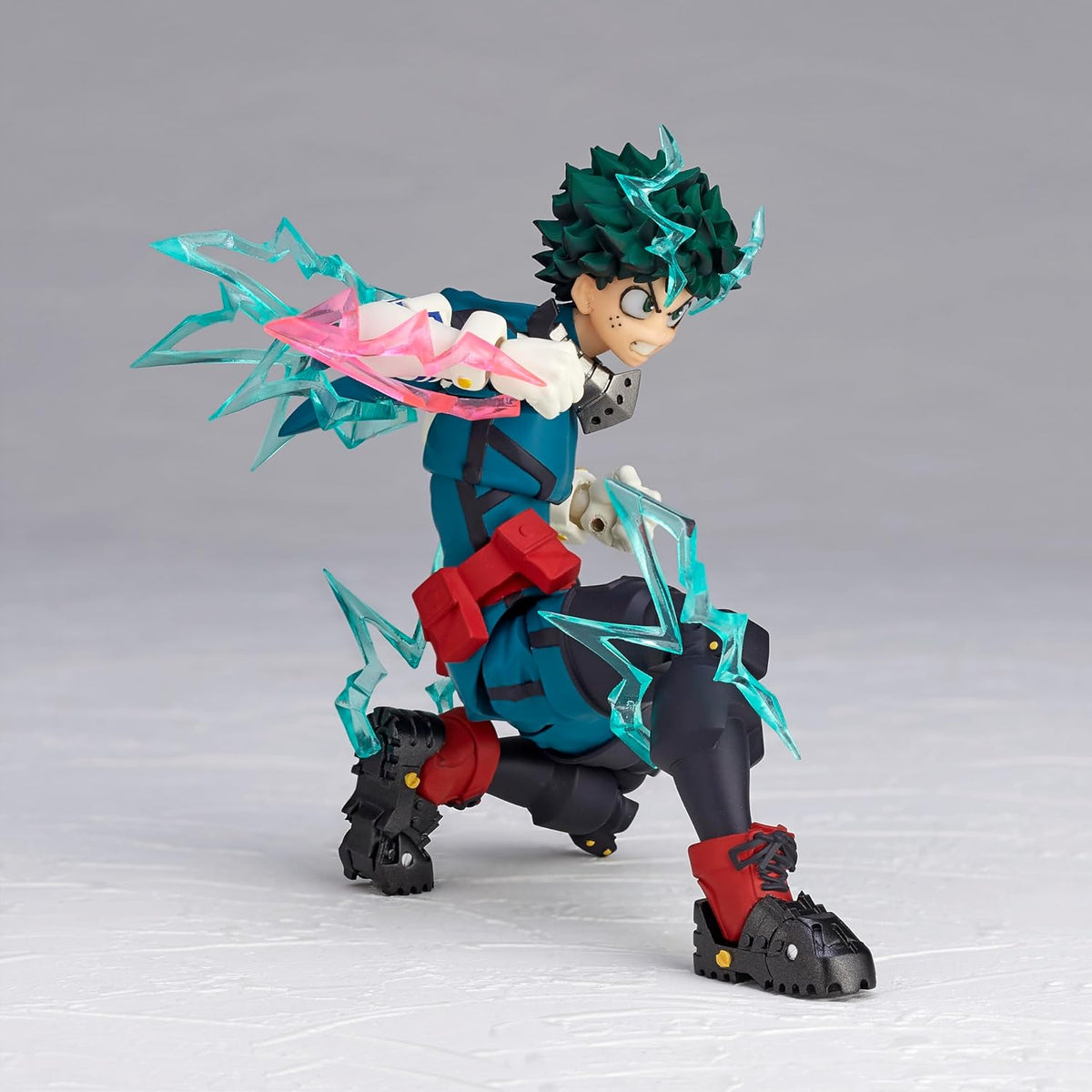 Revoltech Amazing Yamaguchi Izuku Midoriya Action Figure