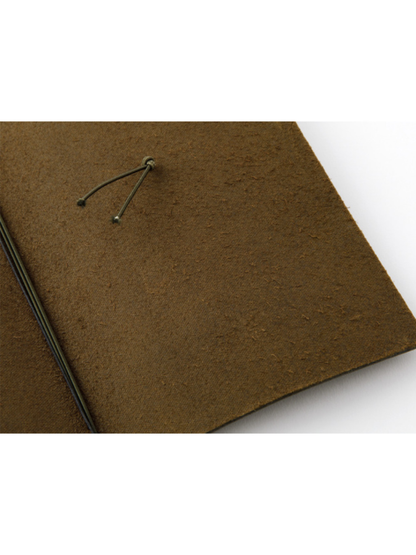 Traveler’s Notebook Regular Size Starter Kit Olive