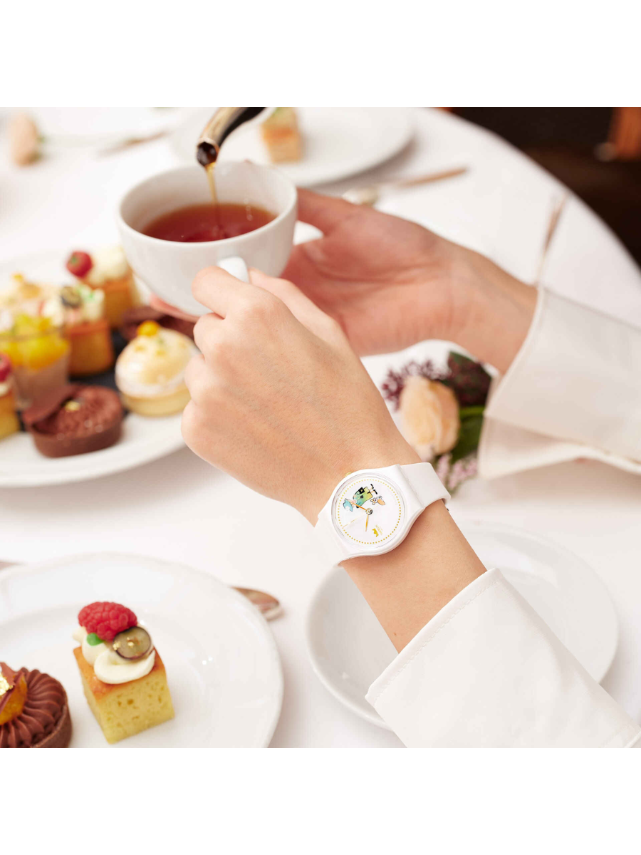 Swatch HOW MAJESTIC GZ711 Jubilee White Watch