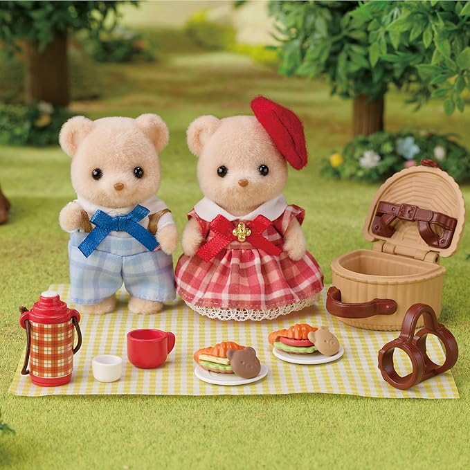 Sylvanian Families Calico Critters Biscuit Bear Brother & Sister Picnic Lunch Set FS-60
