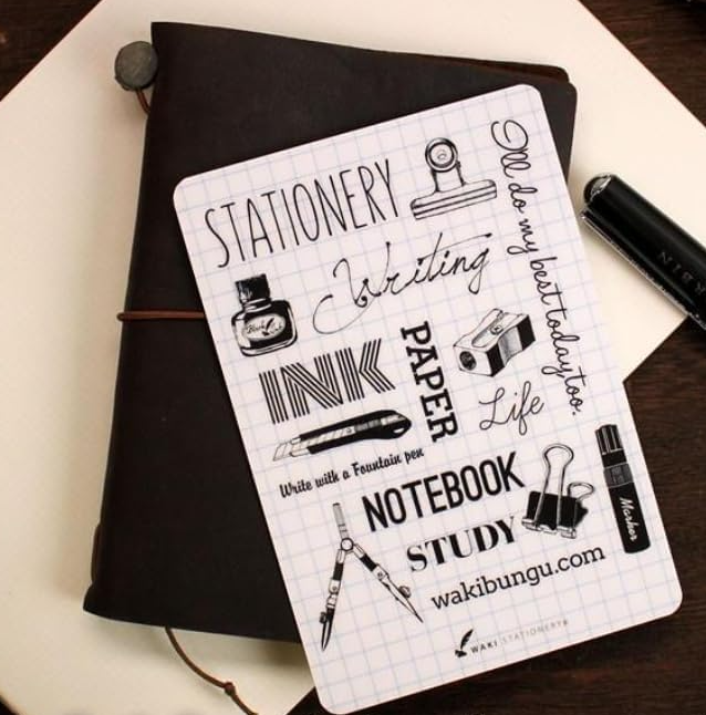 Waki Stationery Traveler’s Notebook Underlay Board – Passport Size