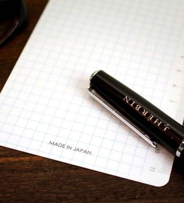 Waki Stationery Traveler’s Notebook Underlay Board – Passport Size