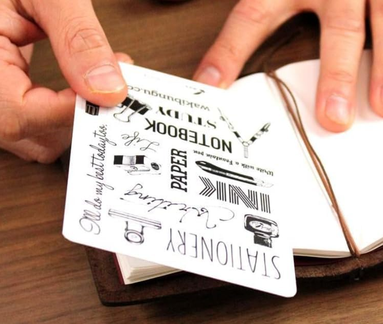 Waki Stationery Traveler’s Notebook Underlay Board – Passport Size
