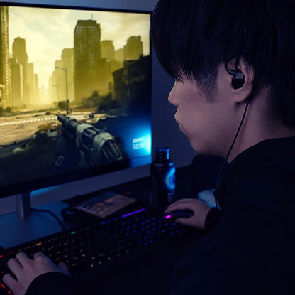 final VR3000 + Condenser Mic for Gaming In-Ear Earphones
