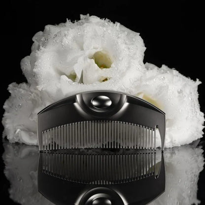 LOVECHROME INBATH Tsuki Premium Black Folding Hair Comb