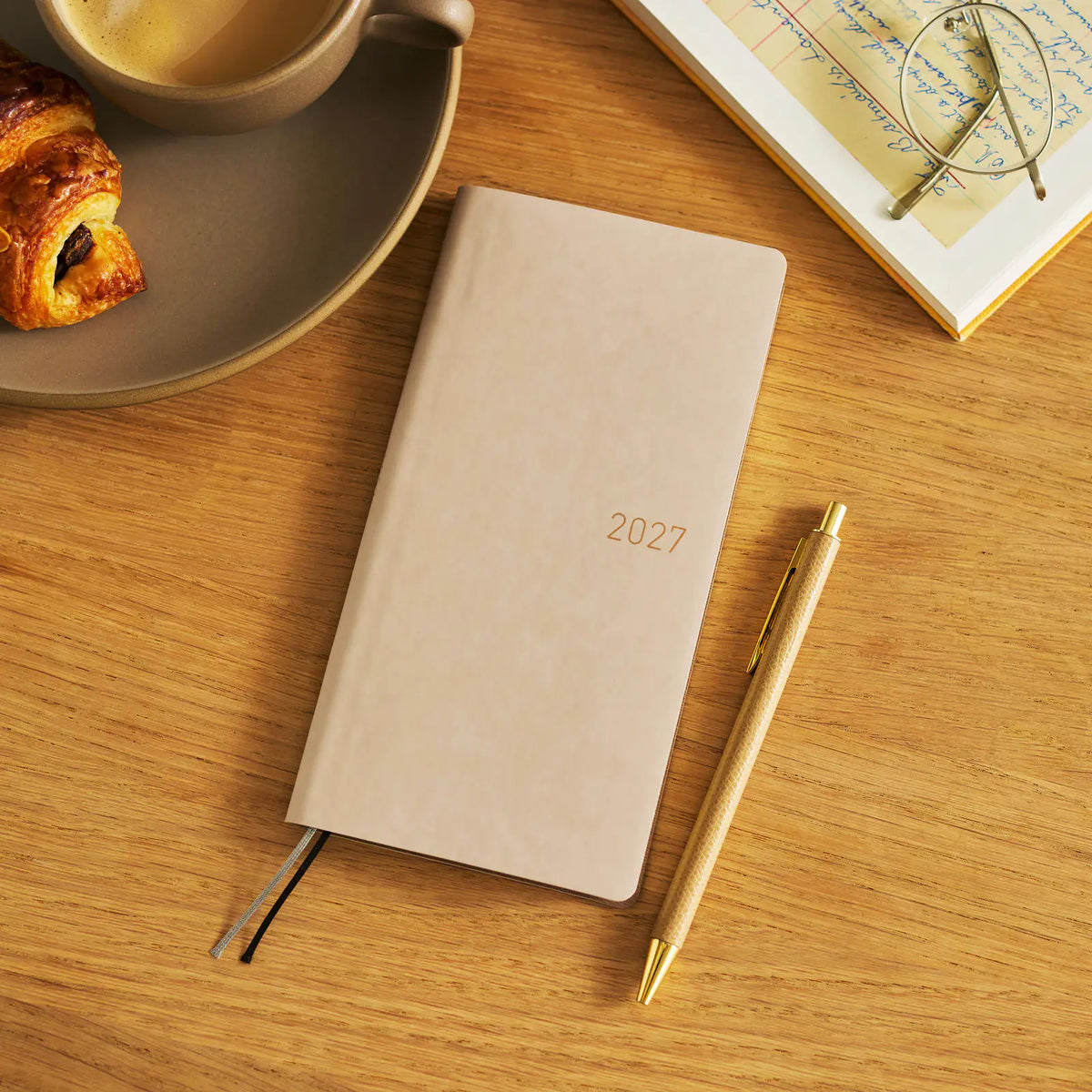Hobonichi Techo 2027 Weeks Cafe au Lait Planner