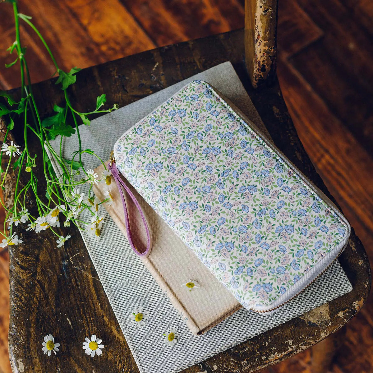 Hobonichi Techo 2027 LIBERTY FABRICS Sasha Kiora Weeks Cover