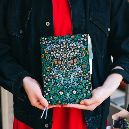 Hobonichi Techo 2027 V&A Series Blackthorn A5 Planner Cover William Morris Design