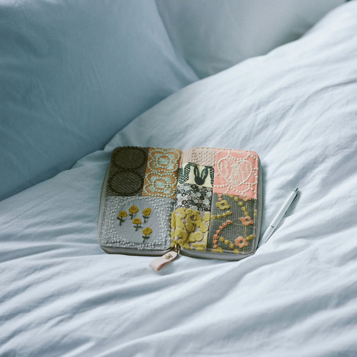 Hobonichi Techo 2027 minä perhonen piece Weeks Mix Weeks Cover