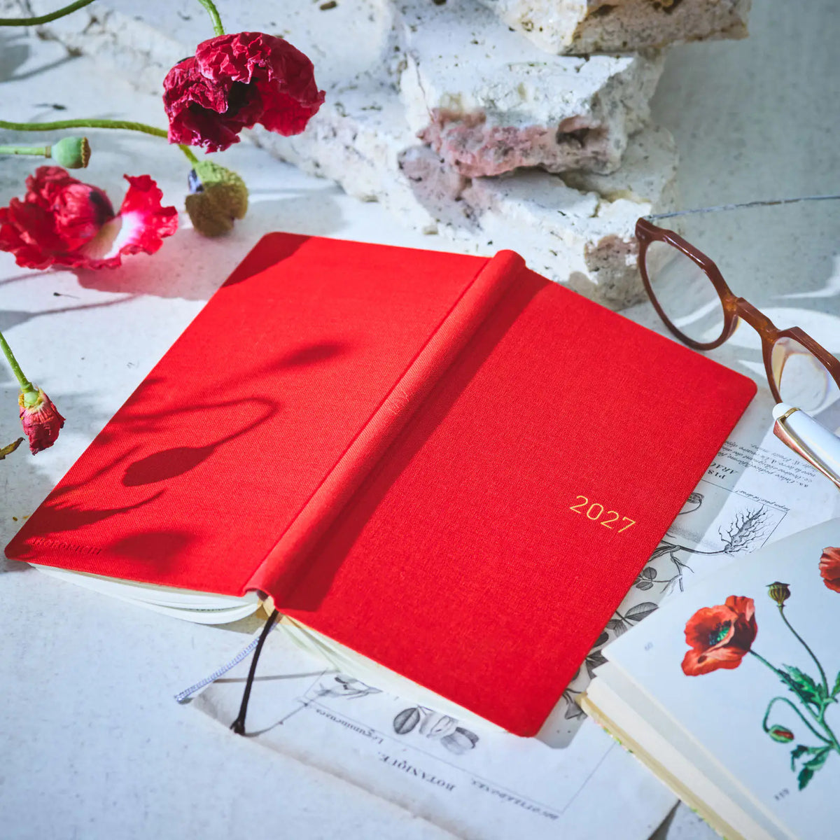 Hobonichi Techo 2027 Weeks MEGA Poppy Red Planner