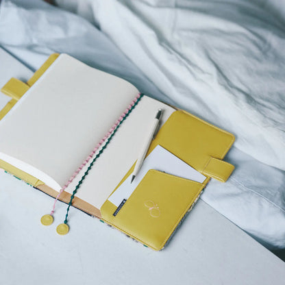 Hobonichi Techo 2027 minä perhonen piece, Cousin Mix A5 Planner Cover