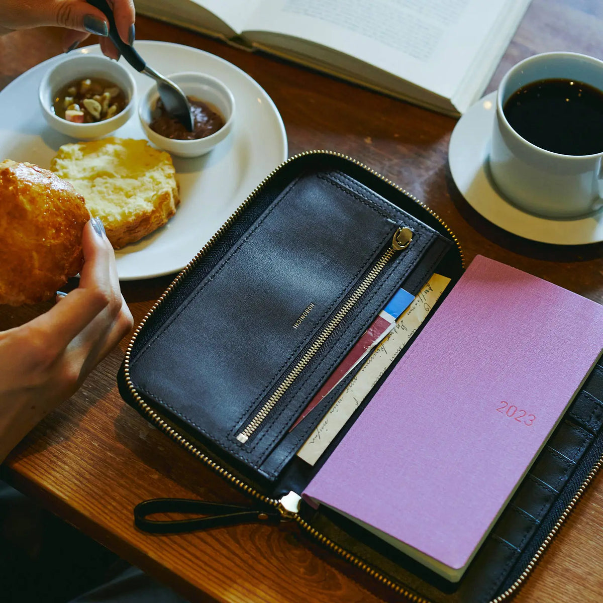 Hobonichi Techo 2027 Single Color notte Weeks Cover