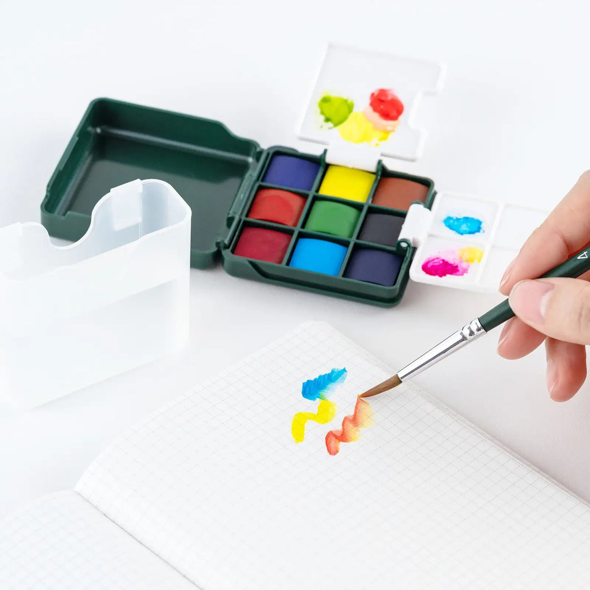 Vic Art Aqua Palette Solid Watercolor Set – 9-Color Compact Travel Palette