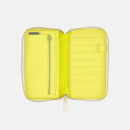 Hobonichi Techo 2027 minä perhonen skyful Yellow Weeks Cover