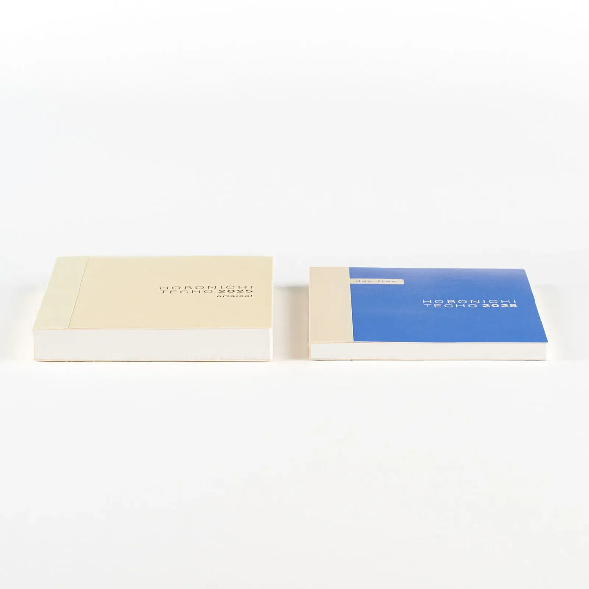 Hobonichi Techo 2027 Day-Free A6 Planner Monthly + Notebook Japanese Version