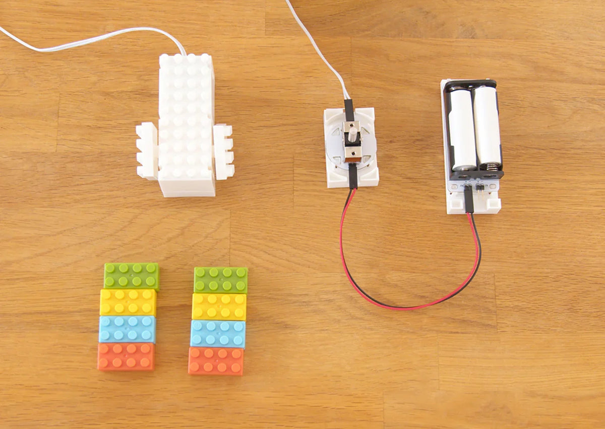 Yukai Ugoku Block M Moving Robot Building Block STEM Kit